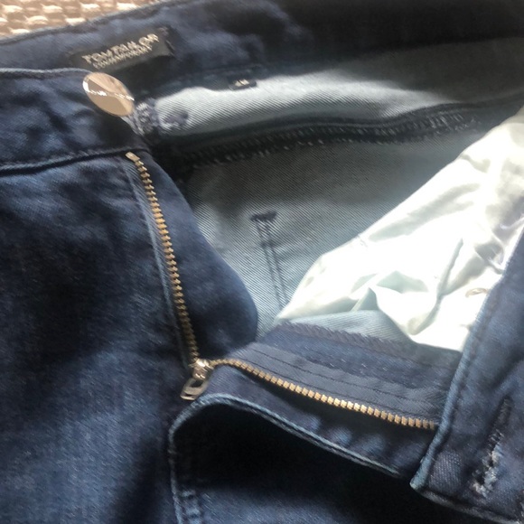 Contemporary jeans. - Picture 9 of 9